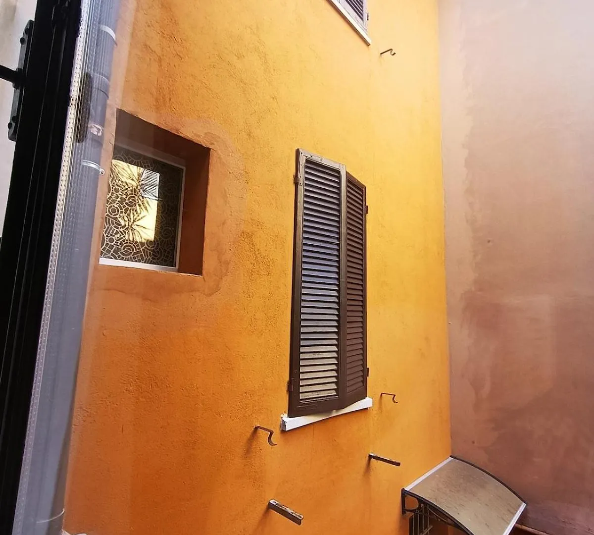 Casa Renata -Charming Loggia Apartment Bologna