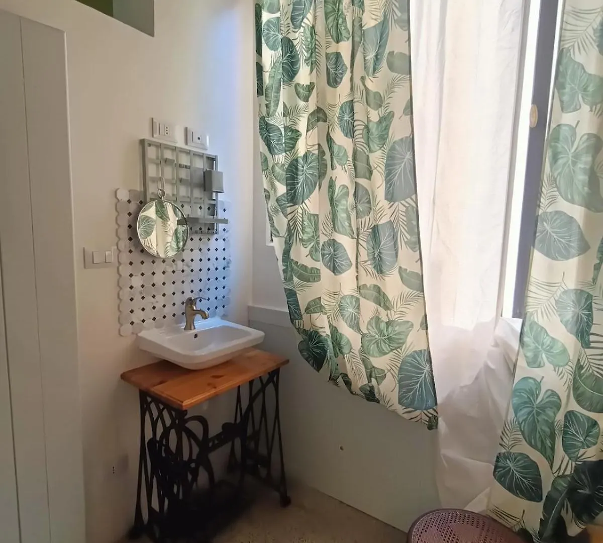 Casa Renata -Charming Loggia Apartment Bologna 0*,  Italy