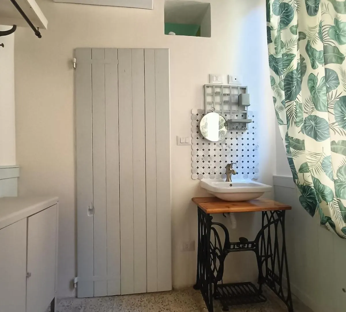 Casa Renata -Charming Loggia Apartment Bologna Italy